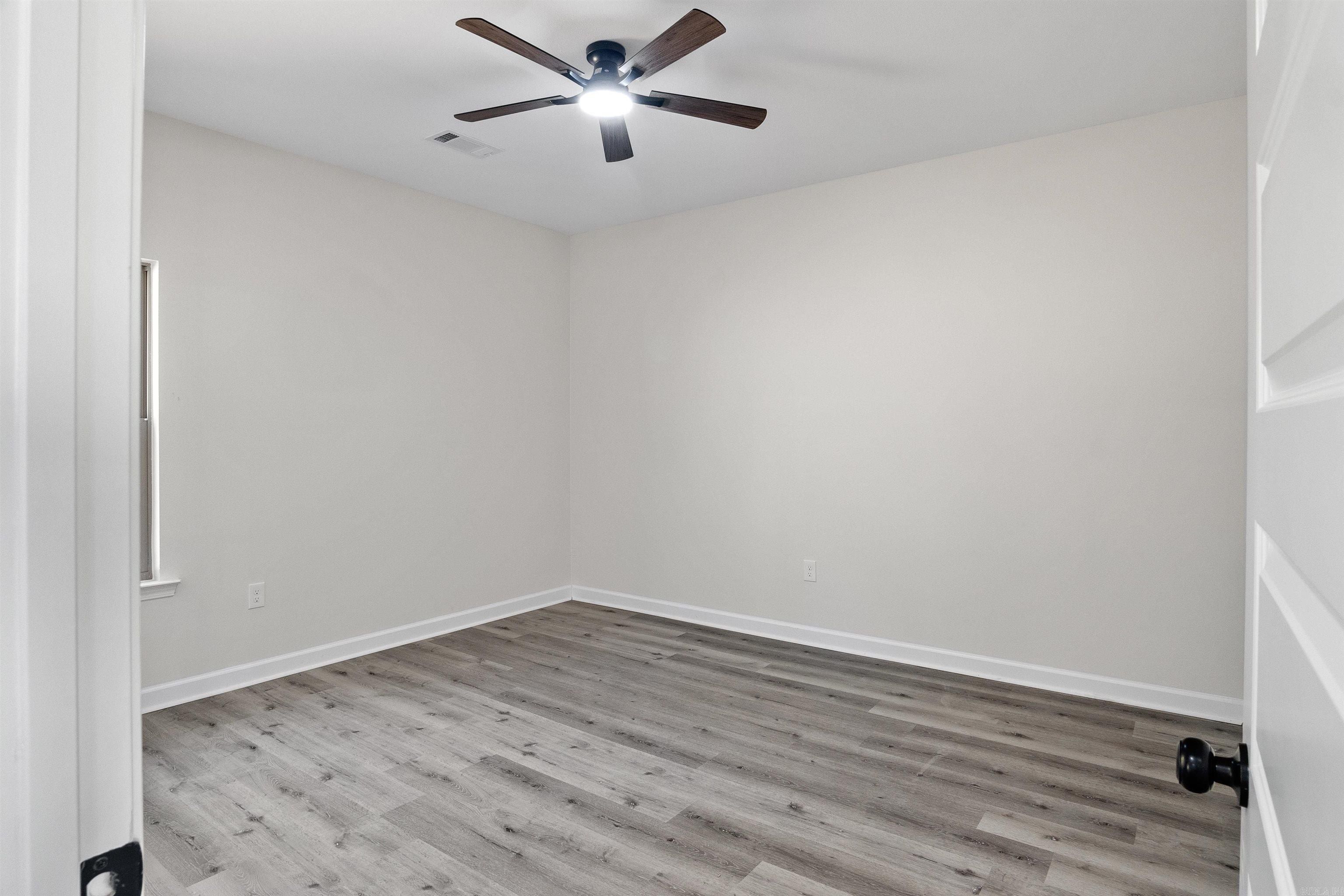 506 Madeleine. Austin, AR 72007