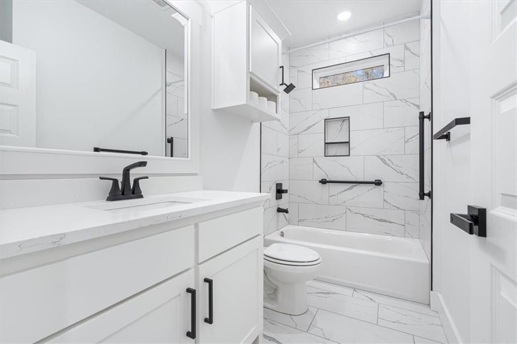 32 Westbury  Dr. Bella Vista, AR 72714