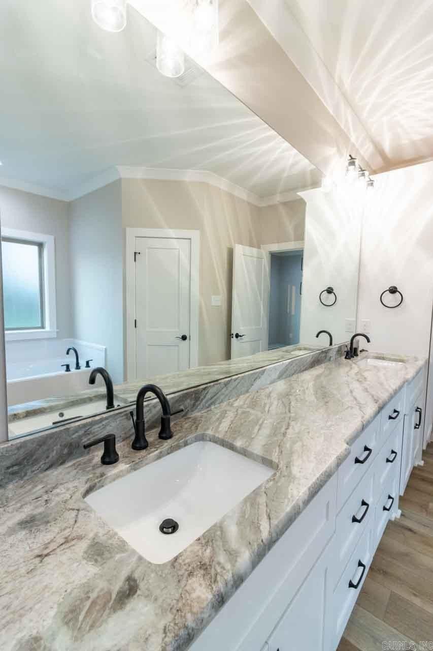 5816 Rope Trail. Jacksonville, AR 72076