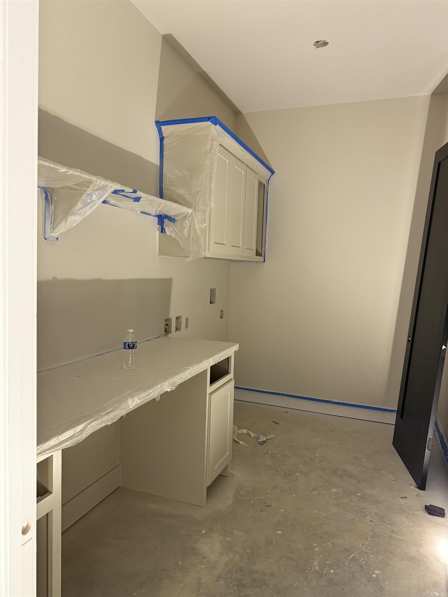 3084 Avilla Manor. Alexander, AR 72002