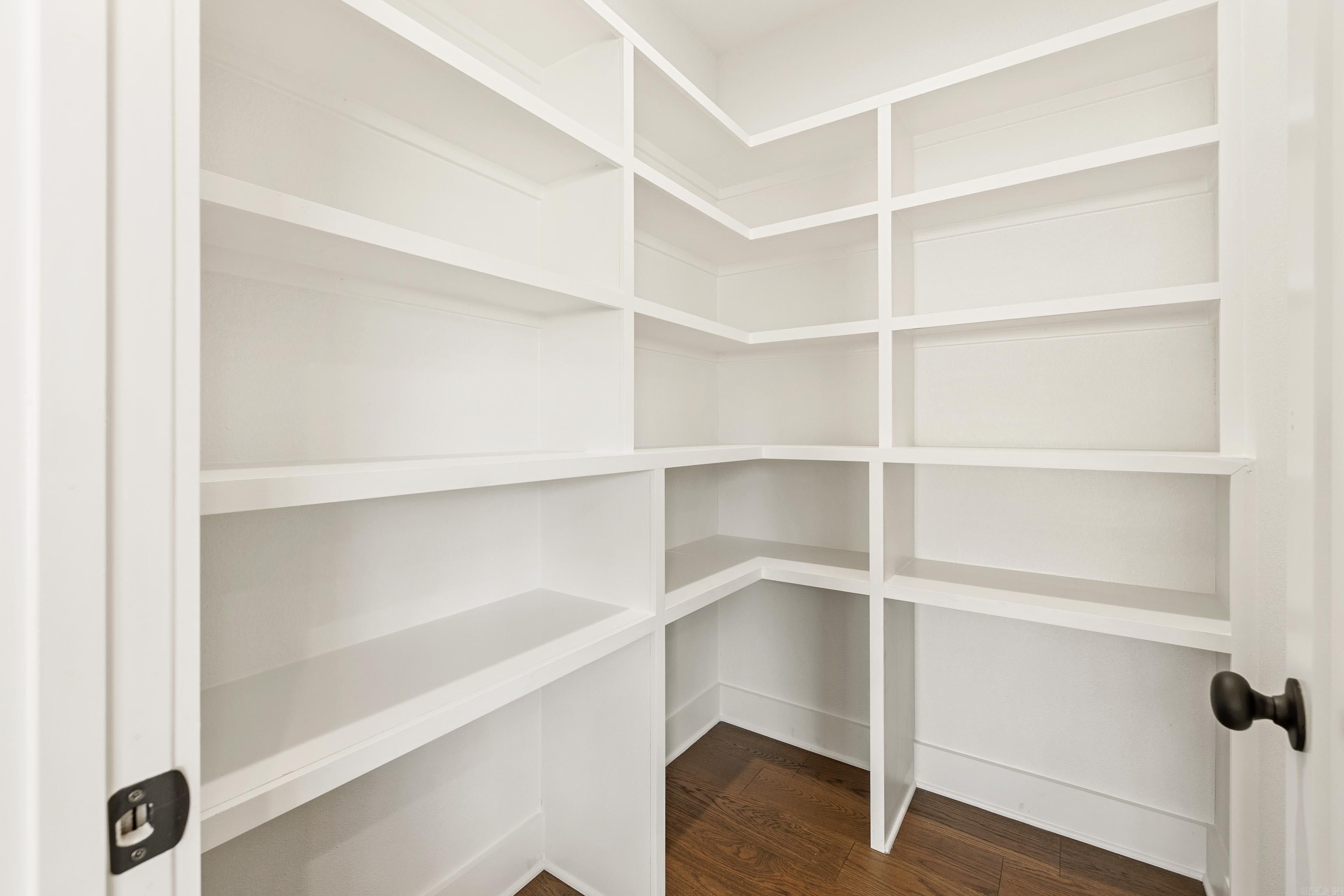 9714 Gunter Loop. Benton, AR 72019