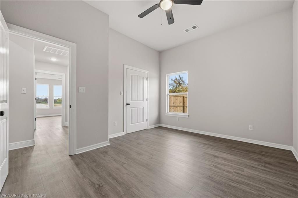 104 Stoneledge  Dr. Lavaca, AR 72941