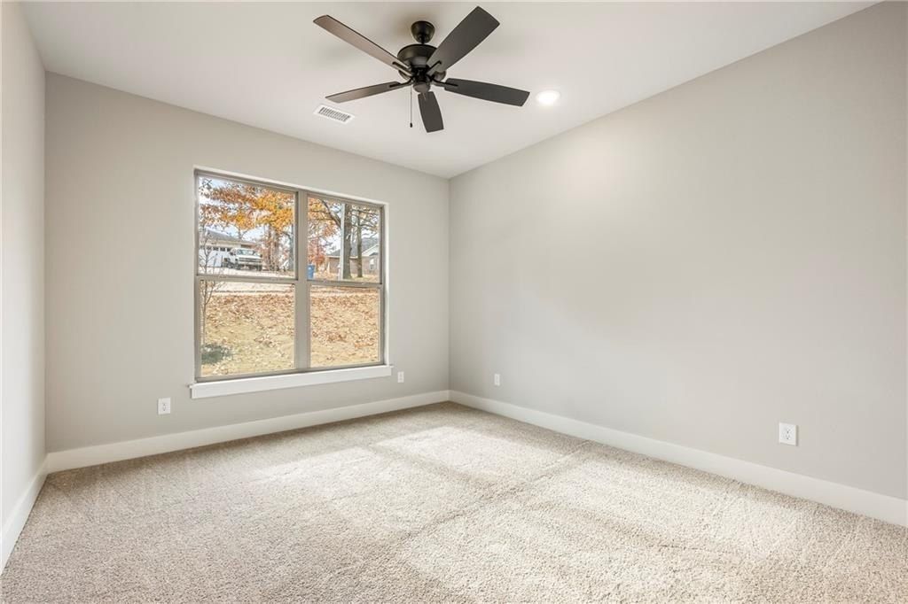 52 Morvan  Dr. Bella Vista, AR 72715