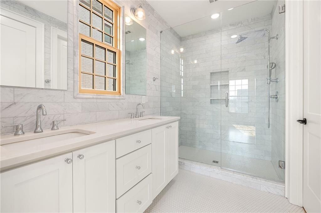 4603  S 47Th  St. Rogers, AR 72758