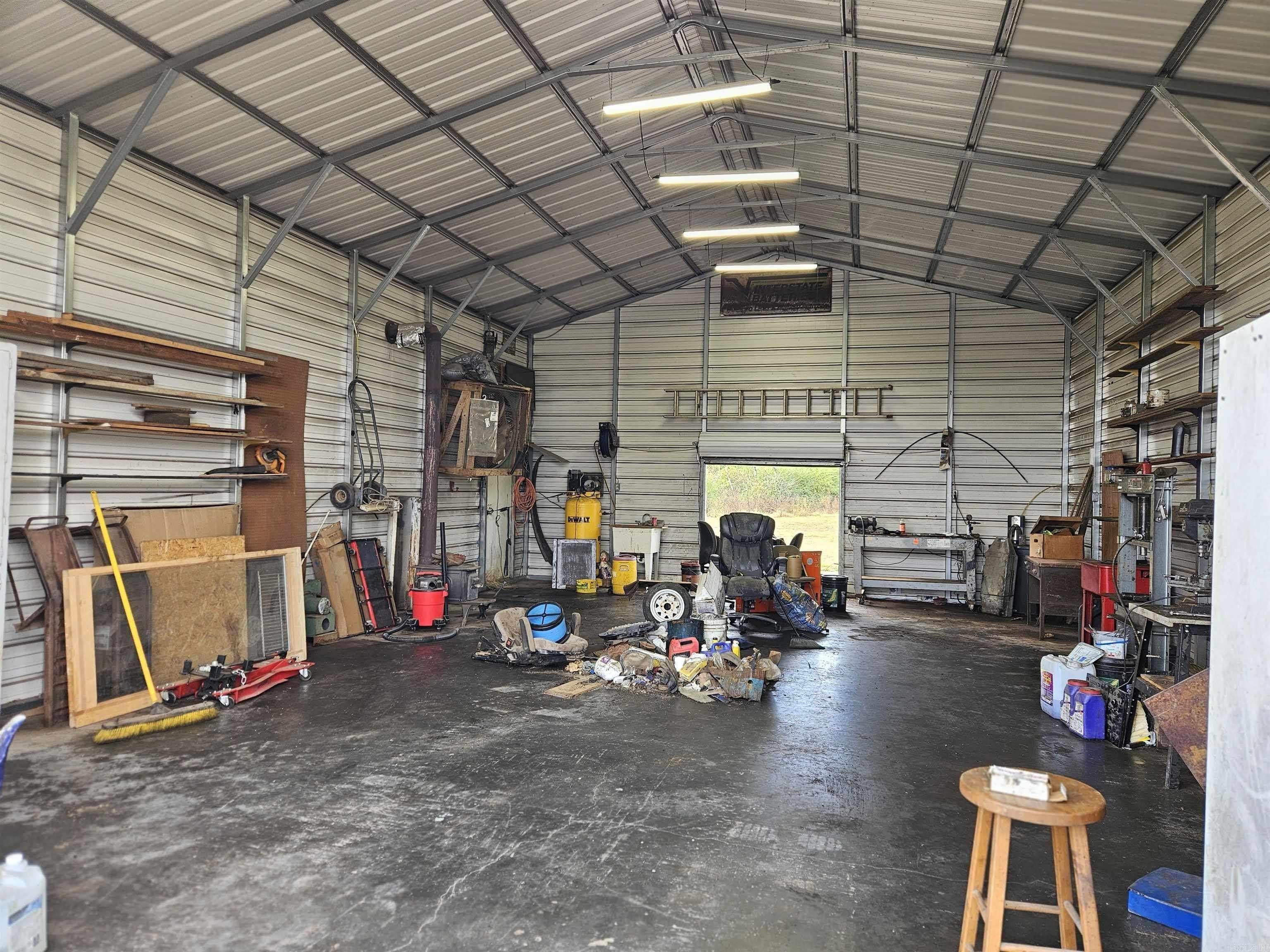 351 Gulf Mountain Road. Scotland, AR 72141