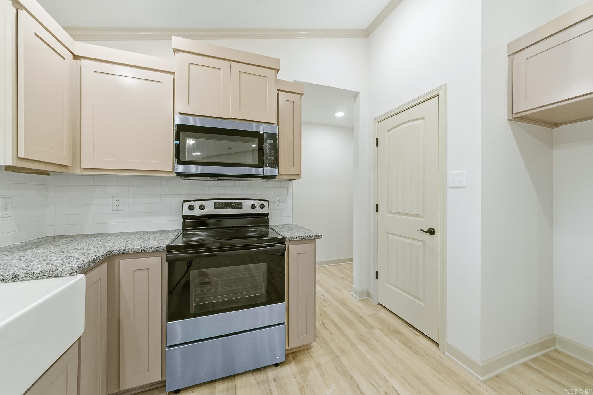 720 Moon Road. Ward, AR 72176