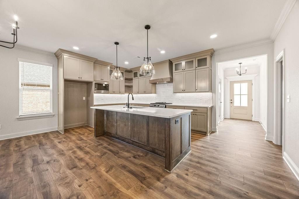 4790 Cowboy  St. Springdale, AR 72762