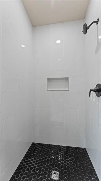 1303  Sw Journey  Ln. Bentonville, AR 72712