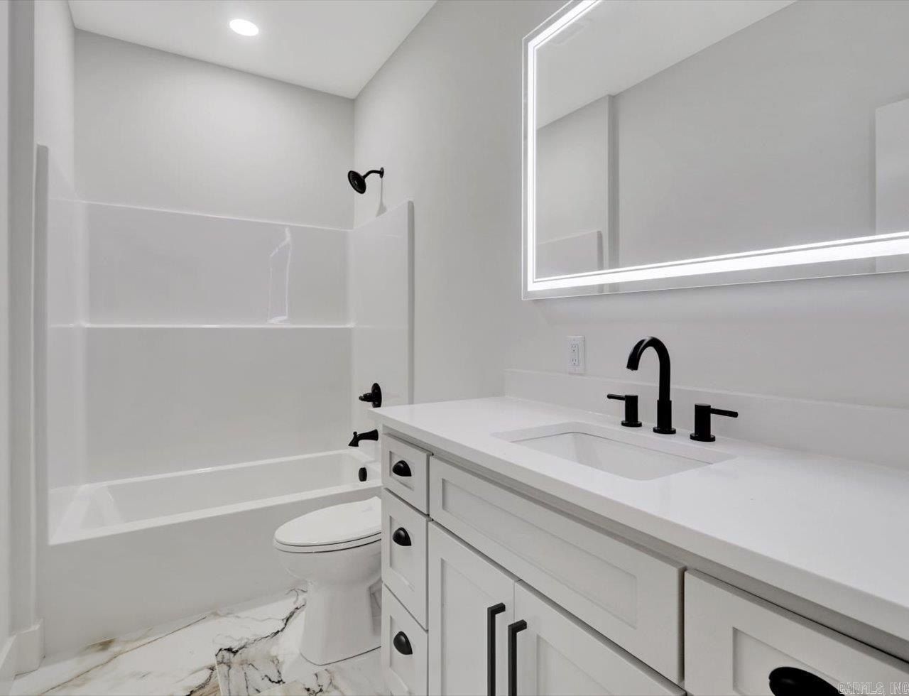 159 Bledsoe. Hot Springs, AR 71913