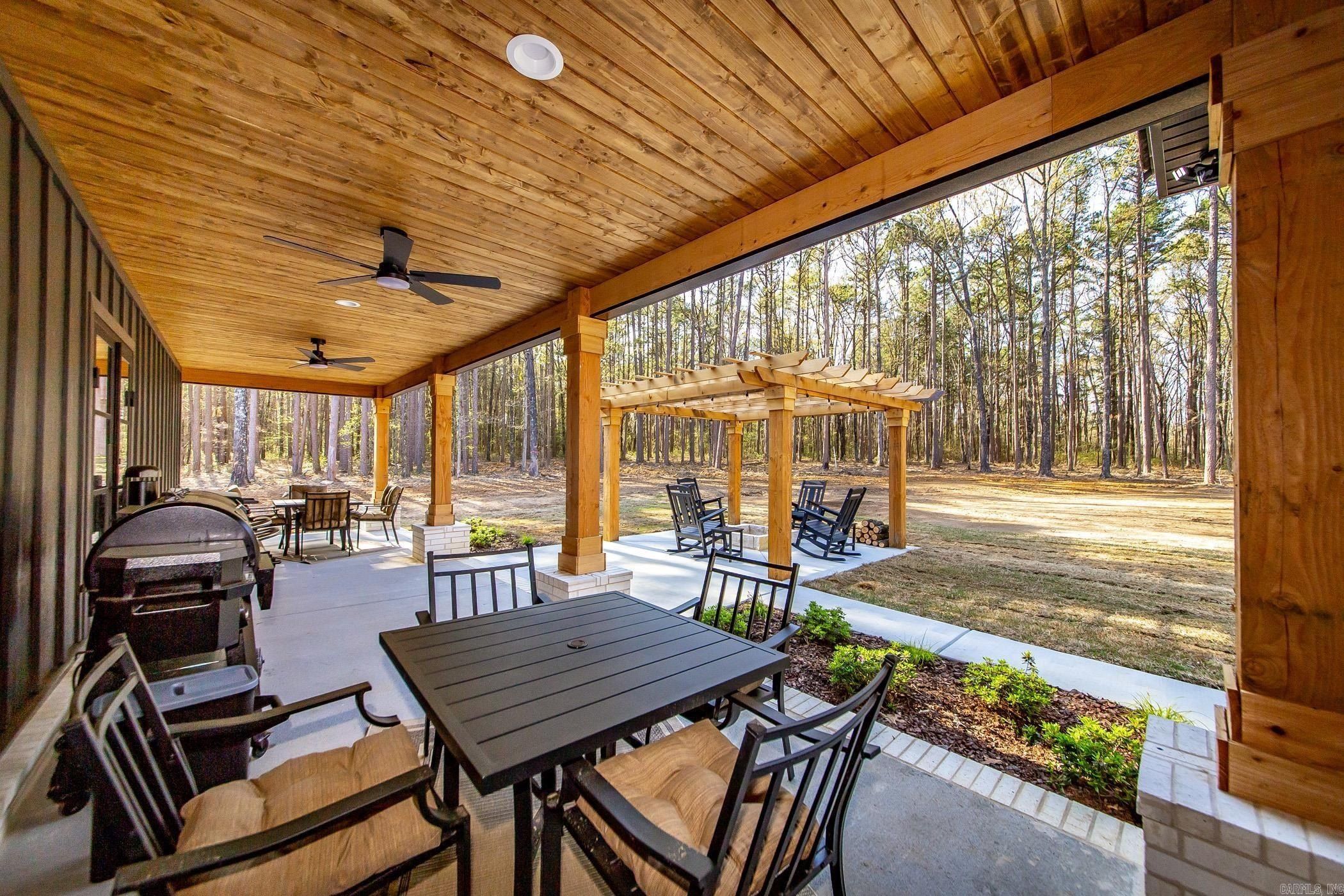 1962 Mountain Park. Shirley, AR 72153