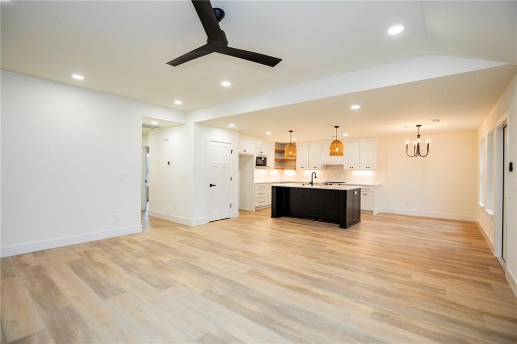 8 Eddleston  Ln. Bella Vista, AR 72715