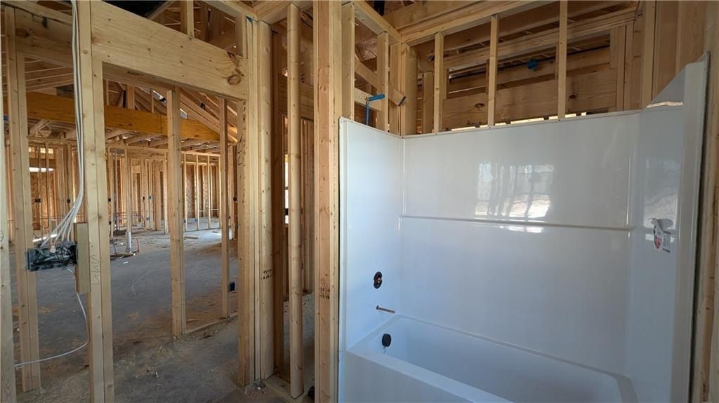 52 Claxton  Dr. Bella Vista, AR 72714