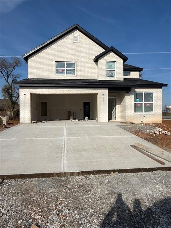 900 Moksha  St. Centerton, AR 72719