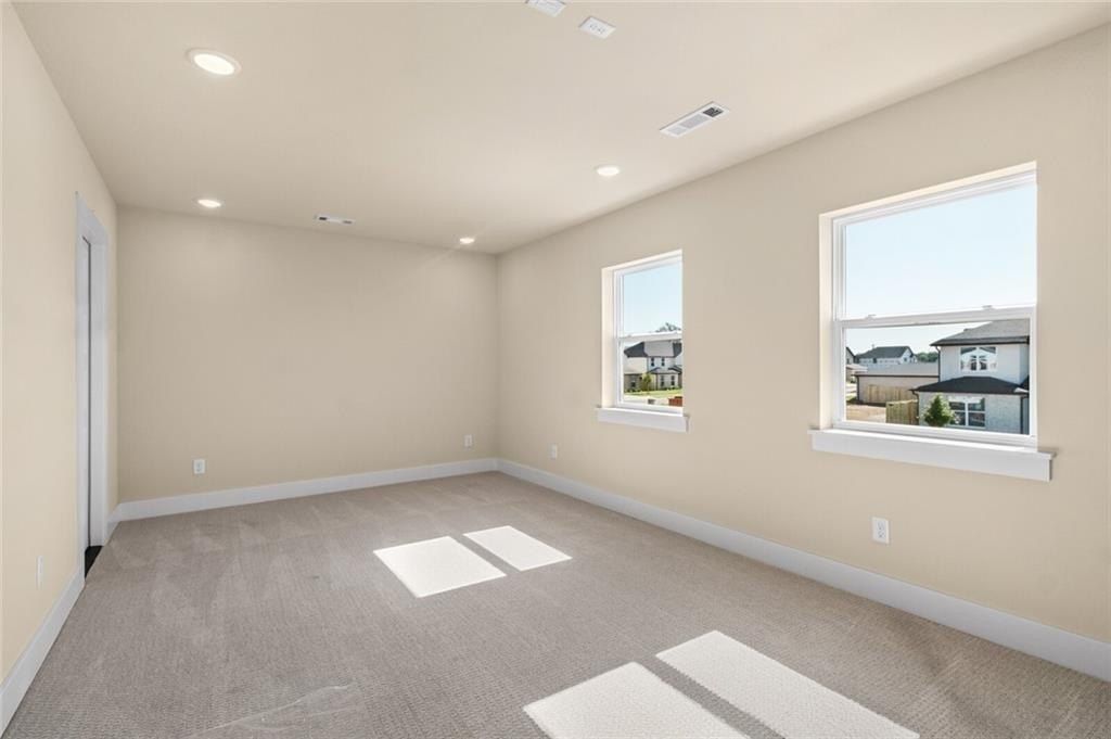 1851 Utopia  St. Centerton, AR 72719