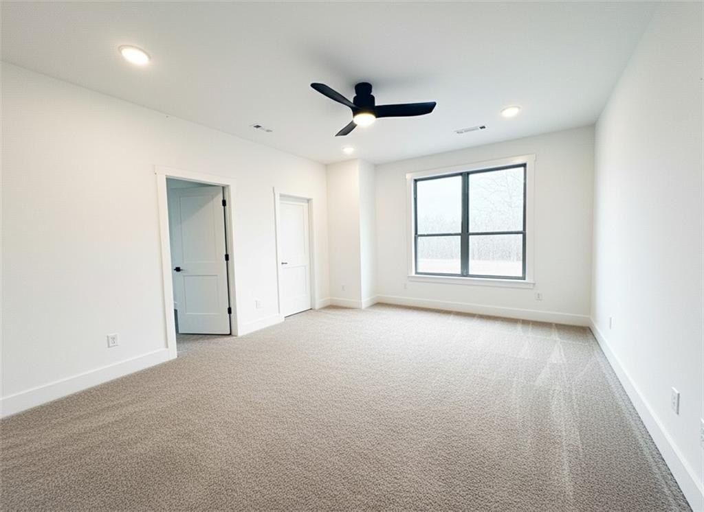 550 Shooting Star  Ln. Lowell, AR 72745