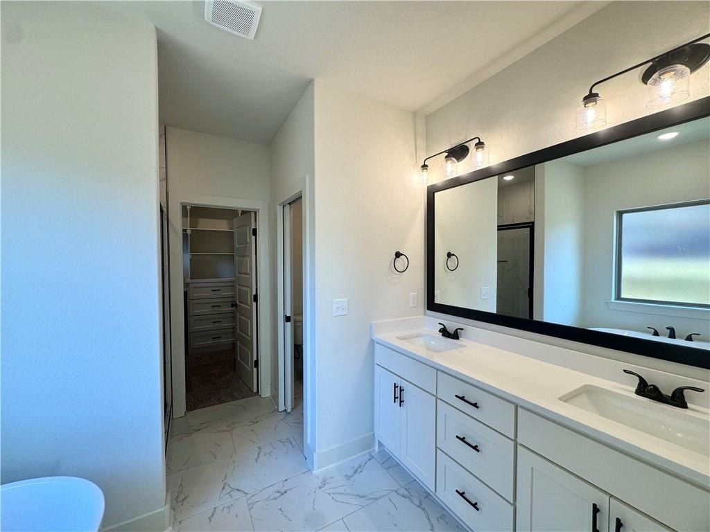 3601  W Laney  St. Rogers, AR 72758