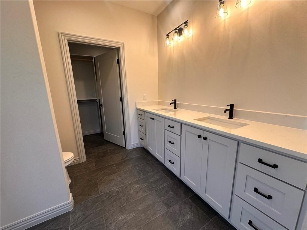 803 1  2  N 13Th  Pl. Rogers, AR 72756