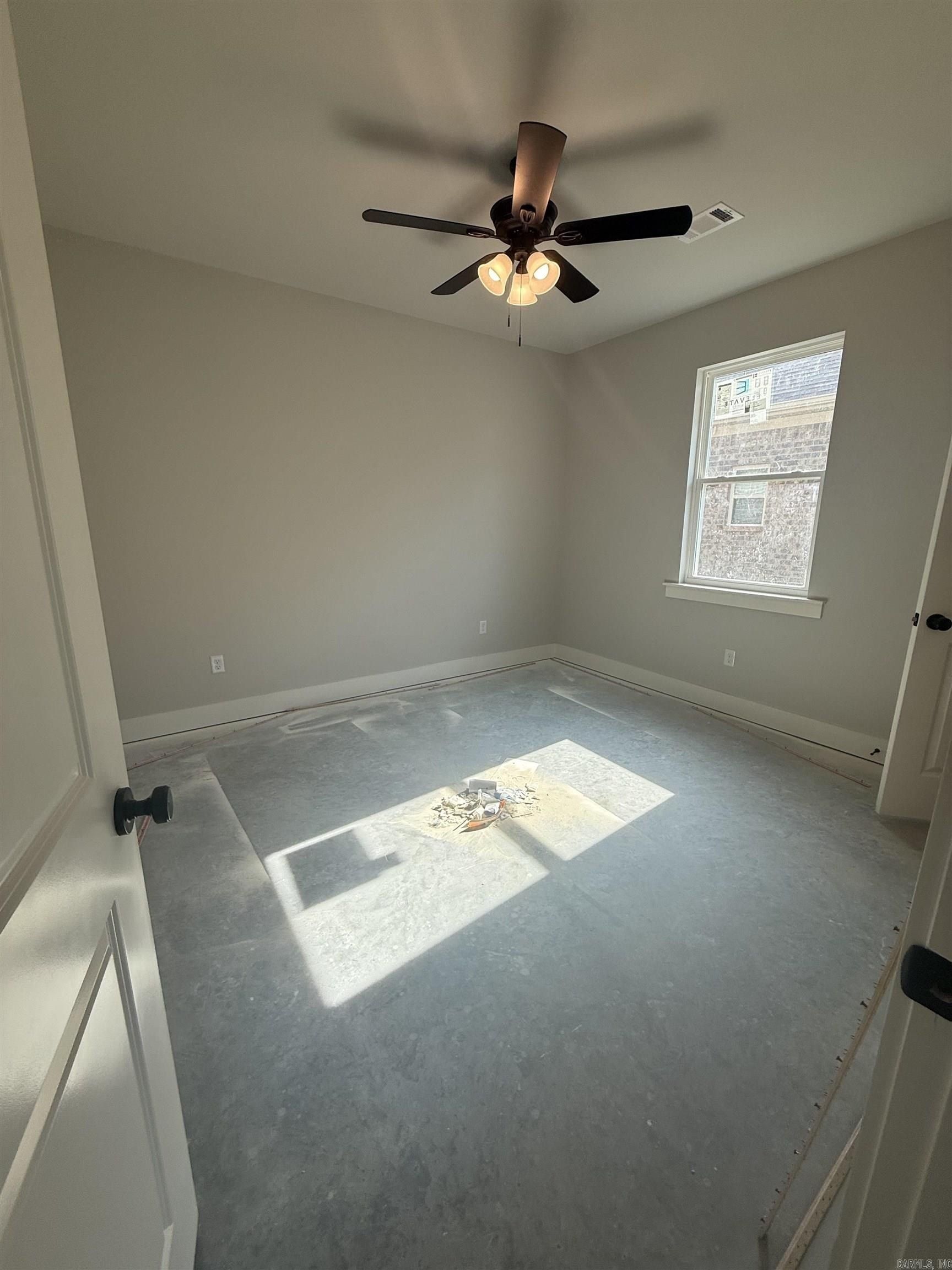 5012 Skilling Cove. Benton, AR 72019