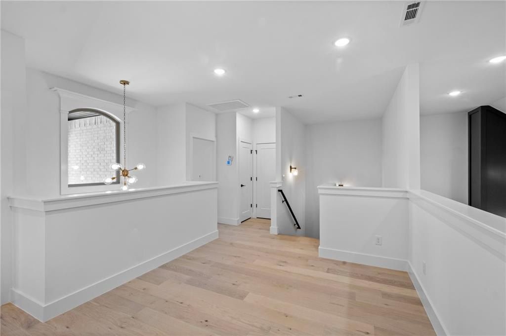 471 Silverview  Ave. Centerton, AR 72719