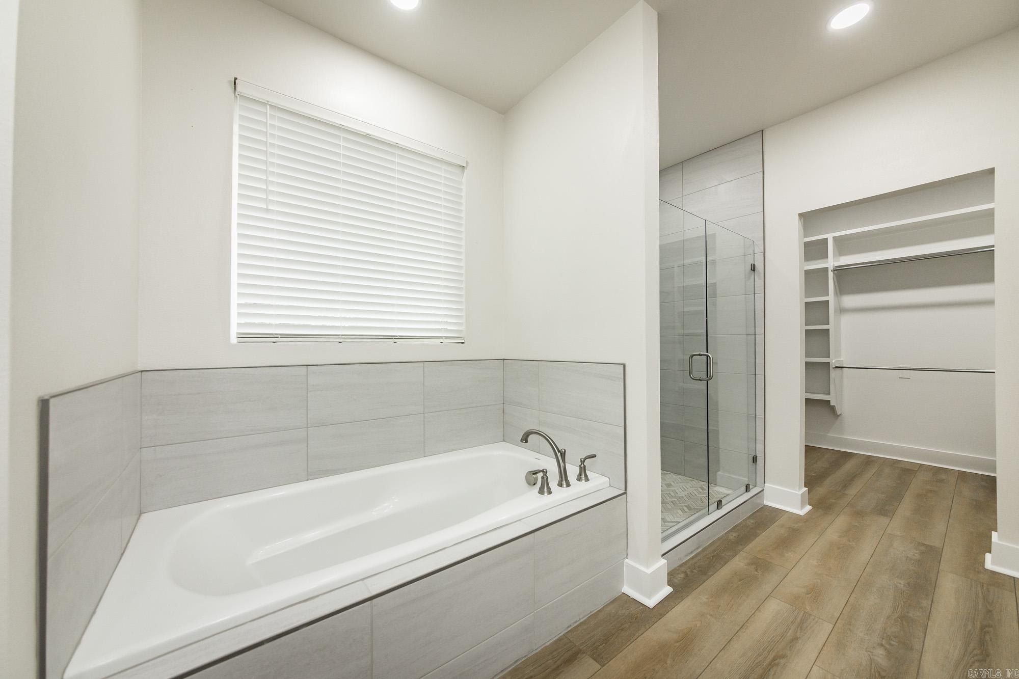 3172 Haley Court. Benton, AR 72019