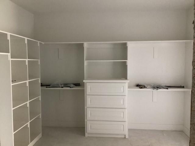 808  W Kelley Ann  St. Siloam Springs, AR 72761