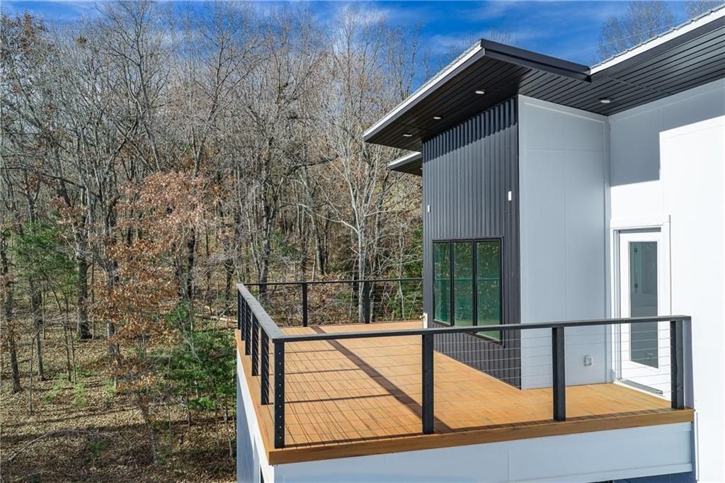 123  S Paddock  Loop. Fayetteville, AR 72701