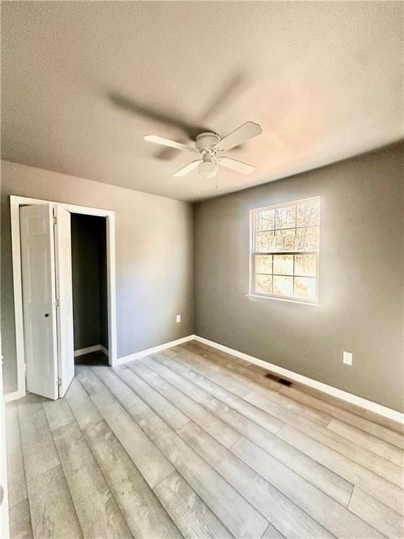 123 Valleyview  Dr. Diamond City, AR 72630