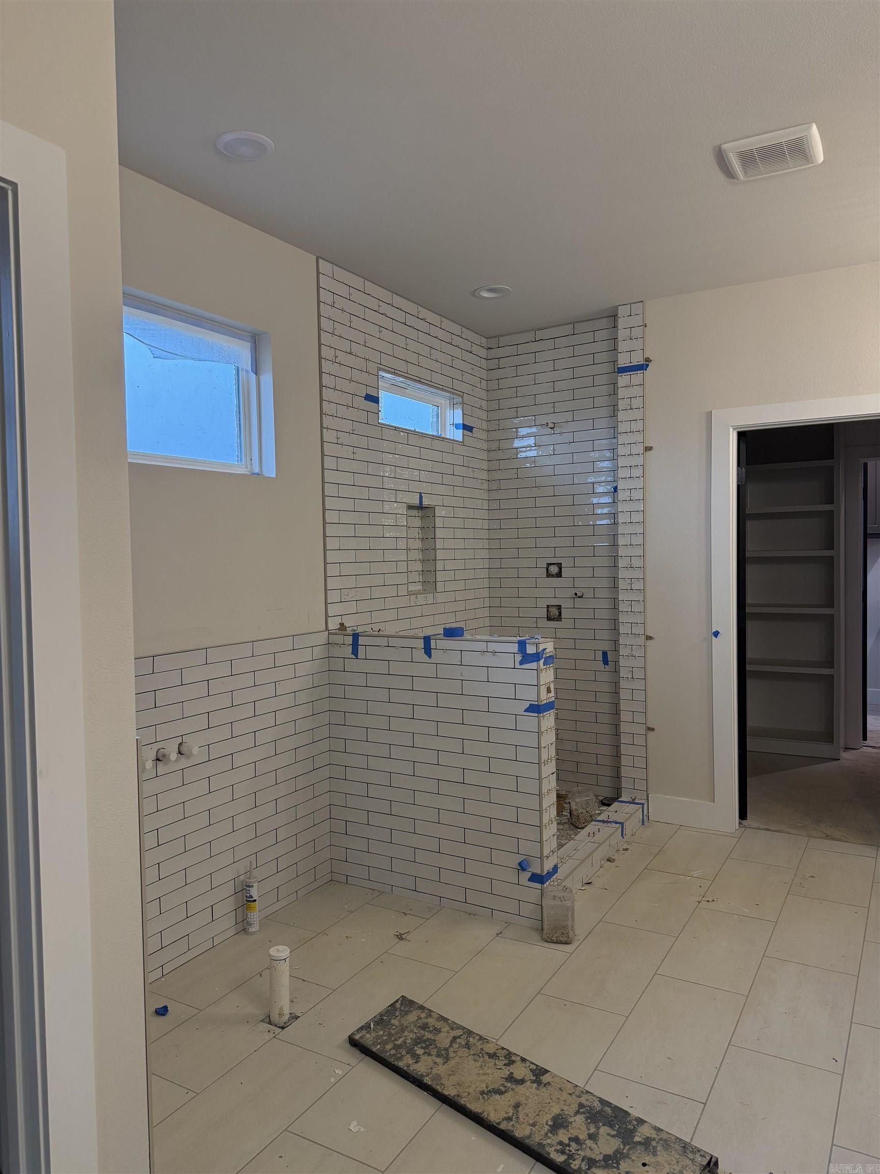 224 Middleton Place. Benton, AR 72019