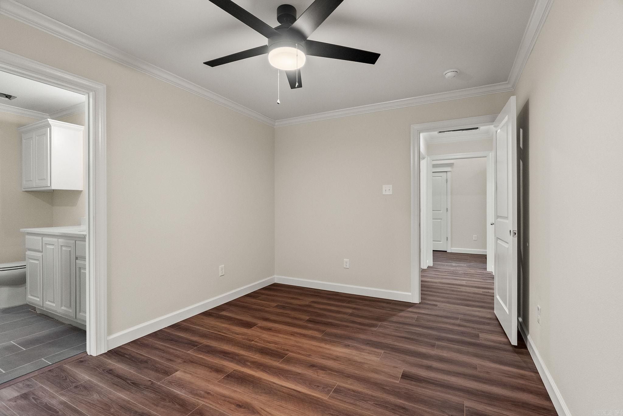 71 Corniche Cove. Maumelle, AR 72113