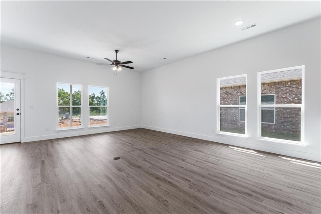 1707 Ferguson  St. Pea Ridge, AR 72751