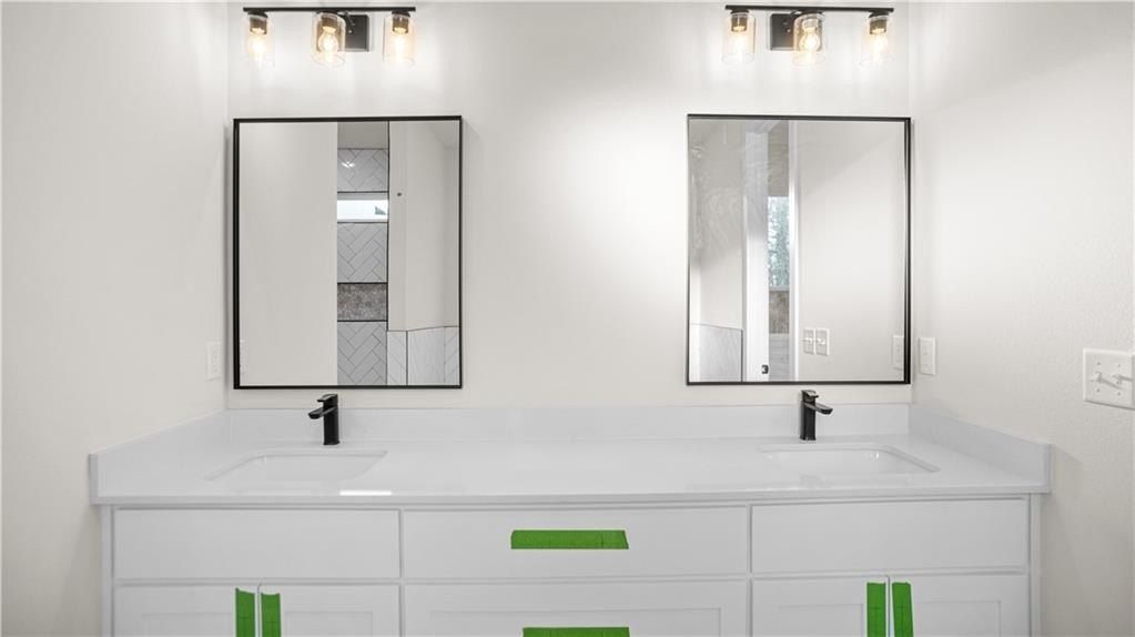 8360 Pleasant Valley  Rd. Decatur, AR 72722