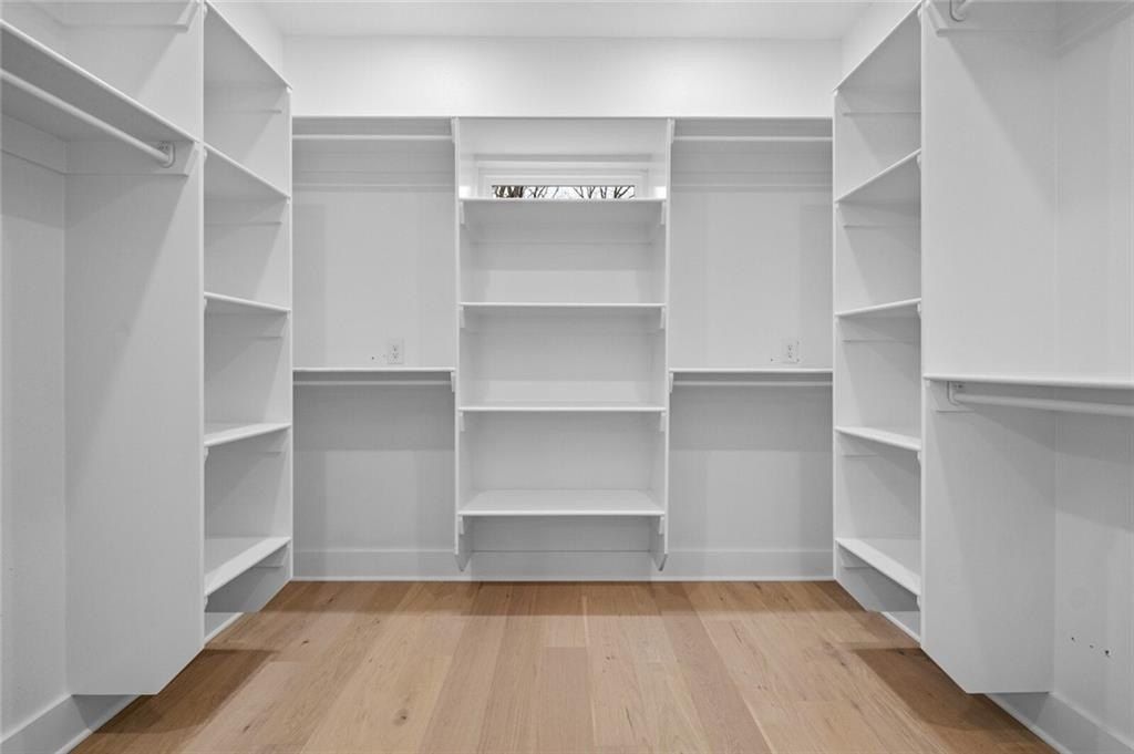 738 Cardin. Pea Ridge, AR 72751