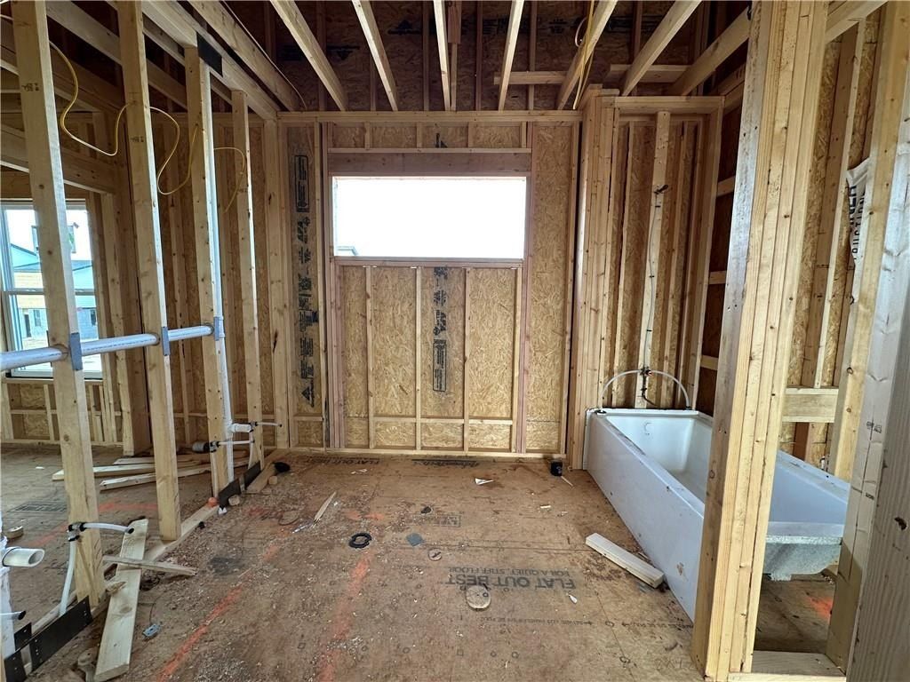 2610  W Bonnie  Ln. Rogers, AR 72758