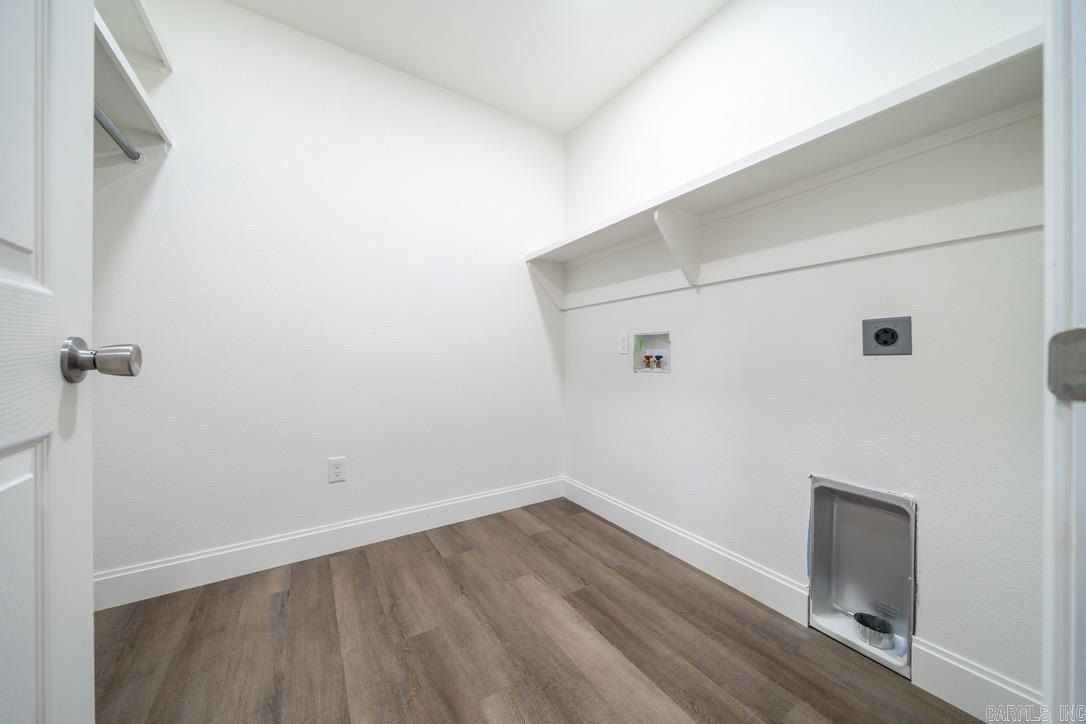 170 Woodridge Street. Hot Springs, AR 71901