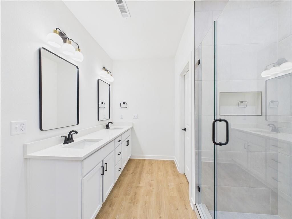 11 Pitt  Ln. Bella Vista, AR 72715