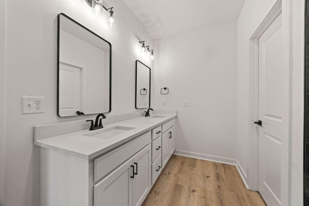 9 Lathrop  Dr. Bella Vista, AR 72715