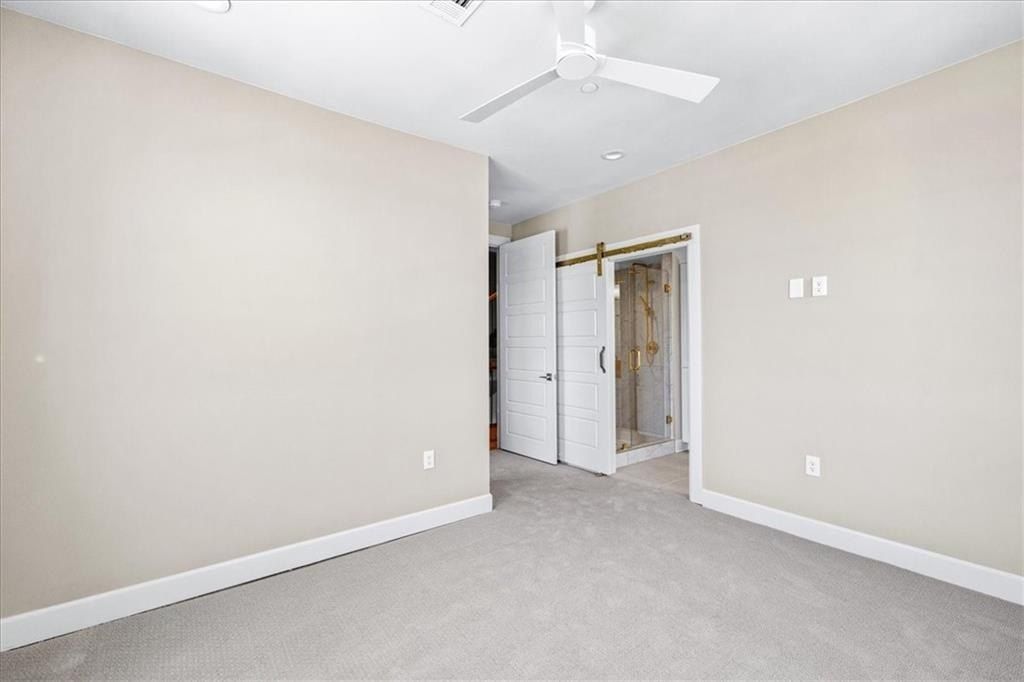 5183  W Pauline Whitaker  Pkwy. Rogers, AR 72758