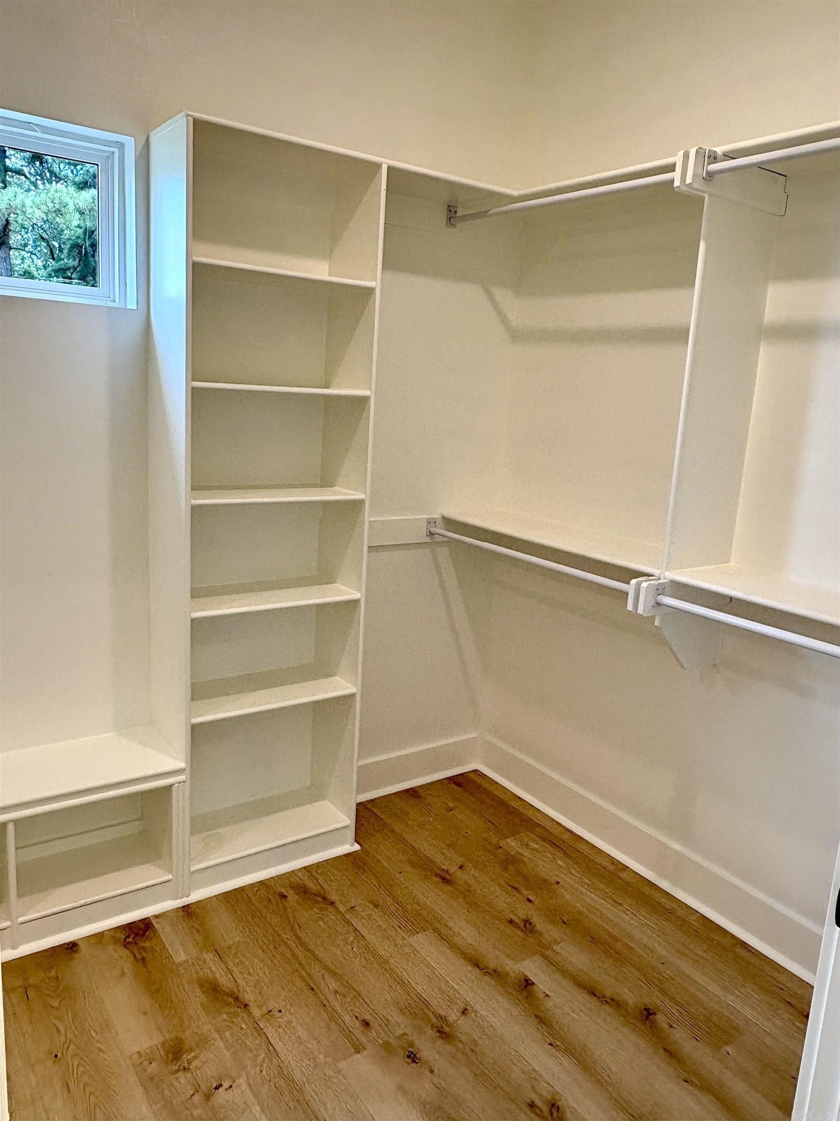 1 Dragonfly Cove. Greenbrier, AR 72058