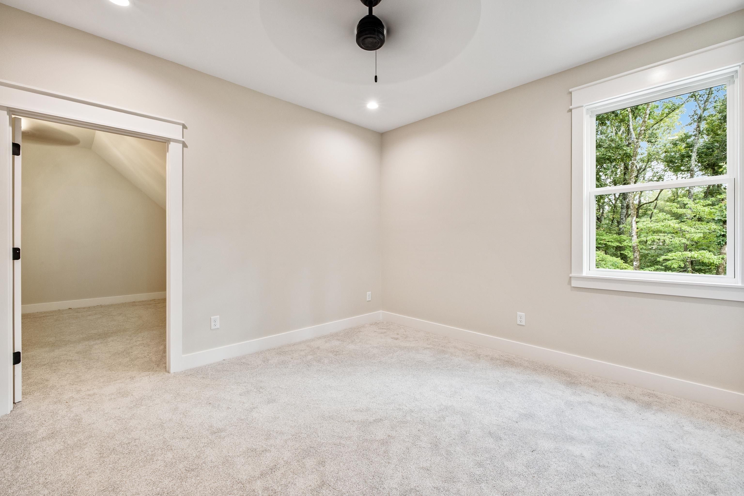 401 Kale Cove. Benton, AR 72019