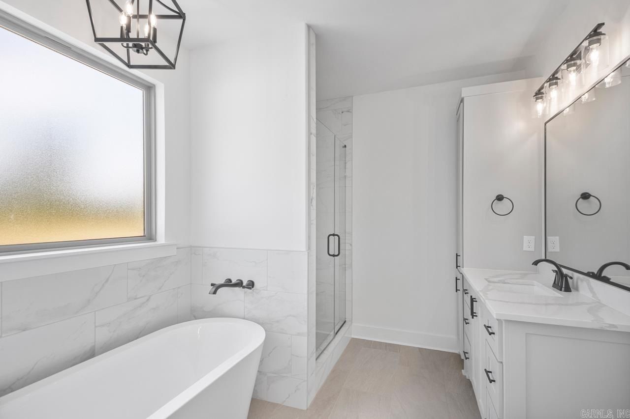 7121 Carl Moren Road. Hensley, AR 72065