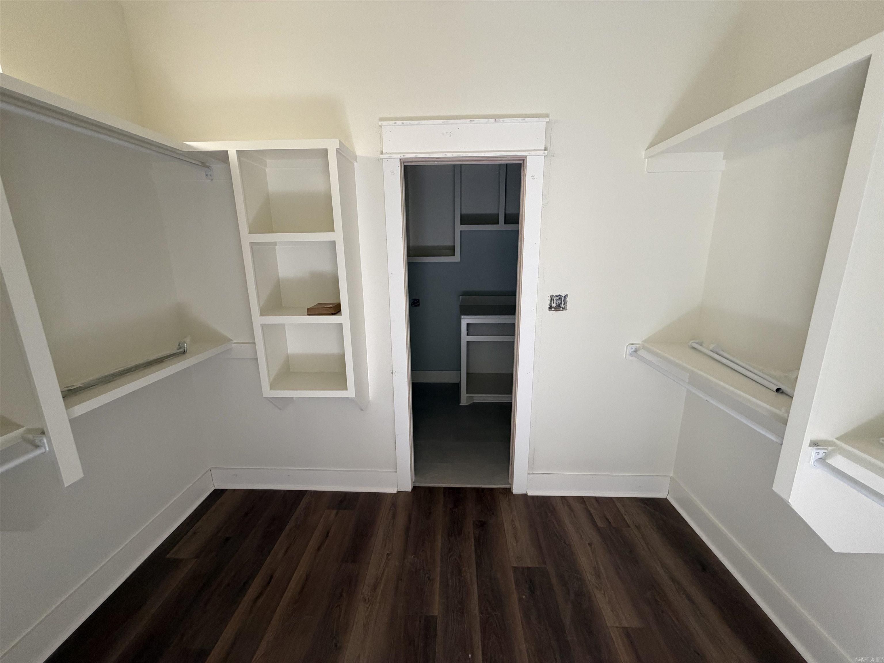 47 Sunset Boulevard. Morrilton, AR 72110