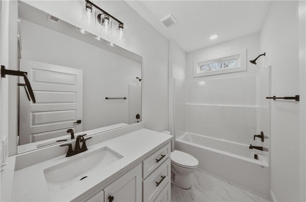 38 Rockhill  Ln. Bella Vista, AR 72715