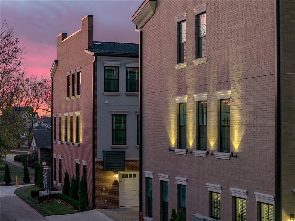 331  Sw 5Th  St. Bentonville, AR 72712