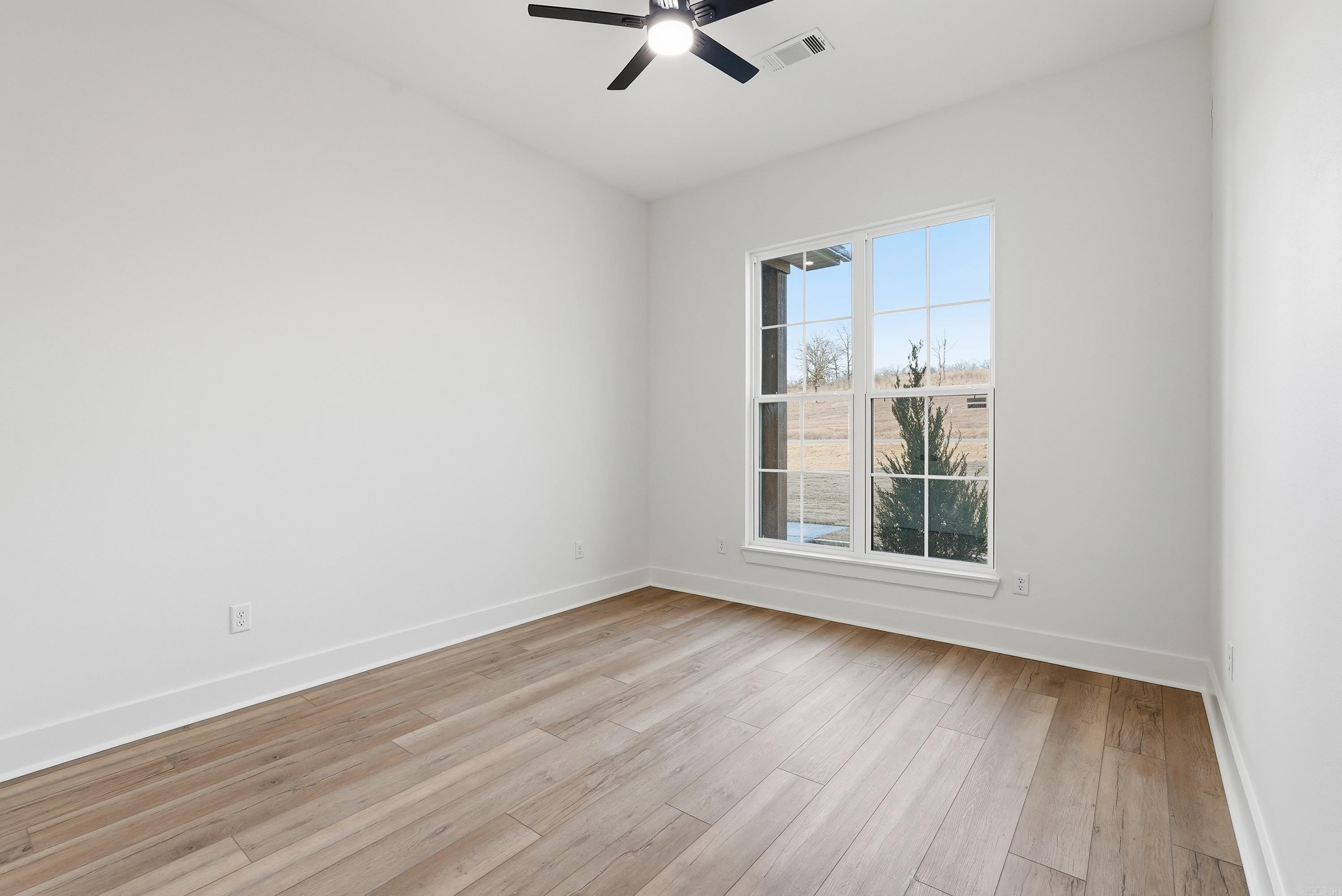 240 Castleberry Road. Greenbrier, AR 72058