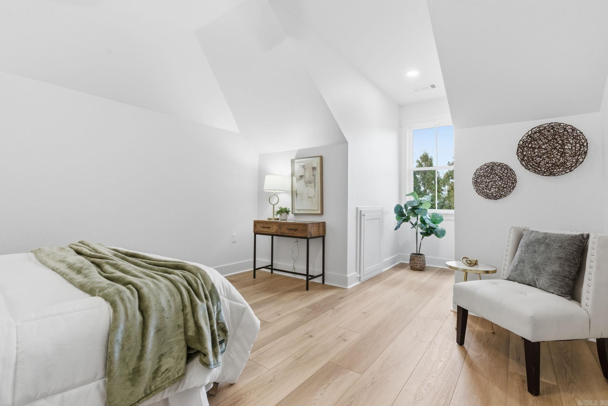 6300 Kenwood Road. Cammack Village, AR 72207