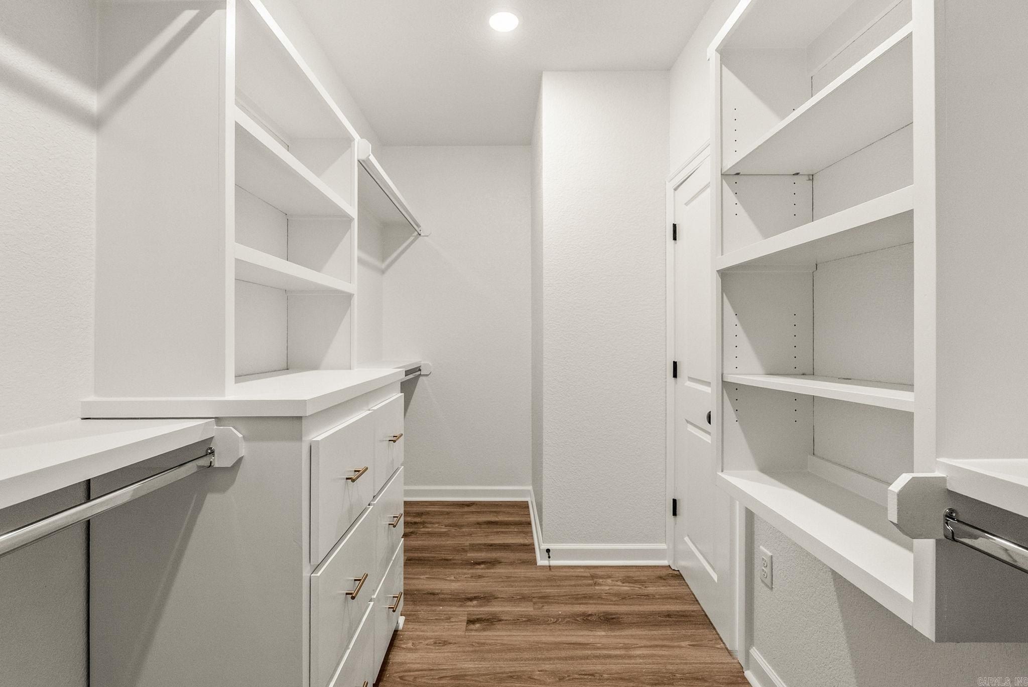 1 Moonlight. Morrilton, AR 72110