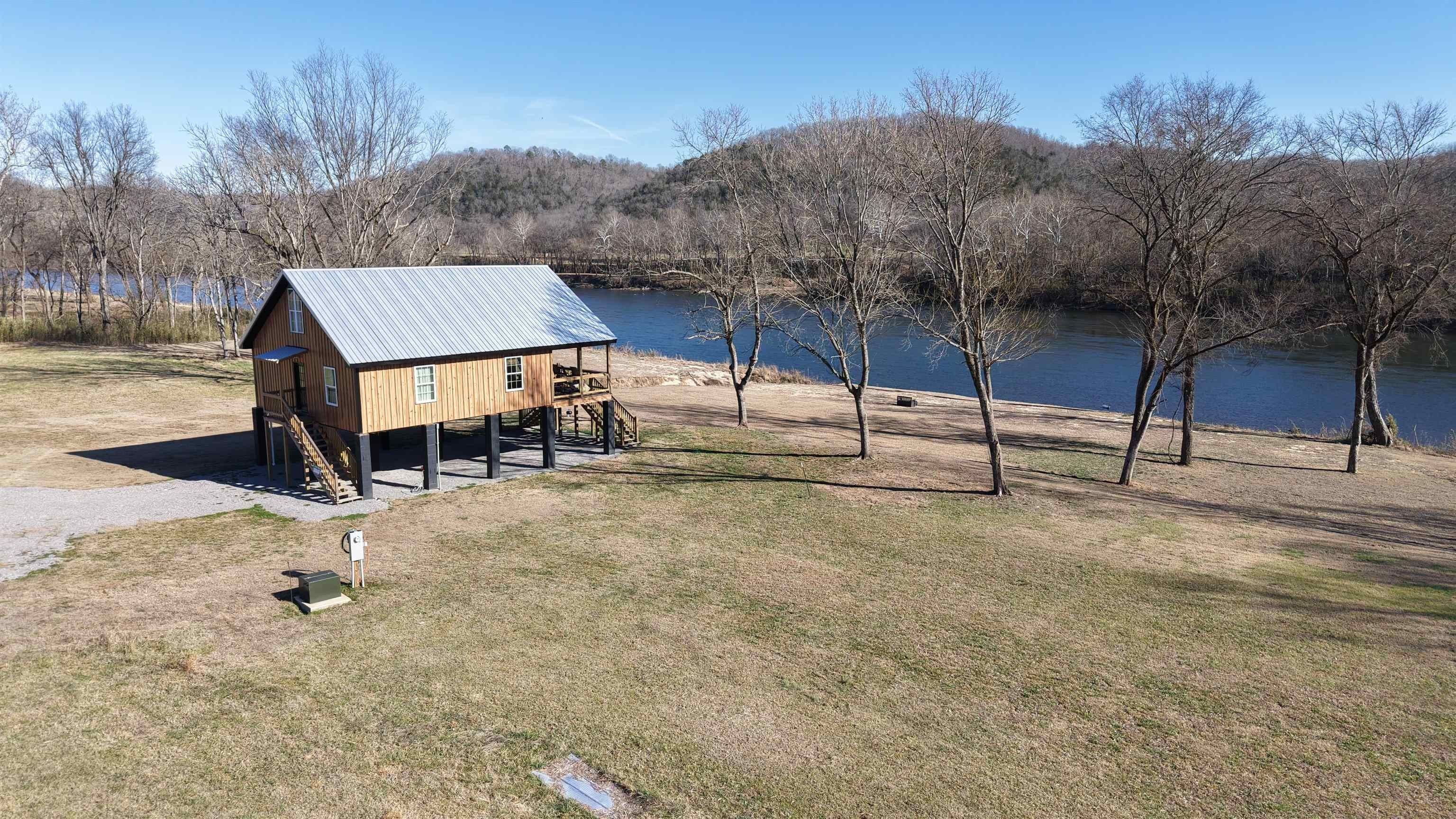 75 E Schoolhouse Hollow Road. Mountain View, AR 72560