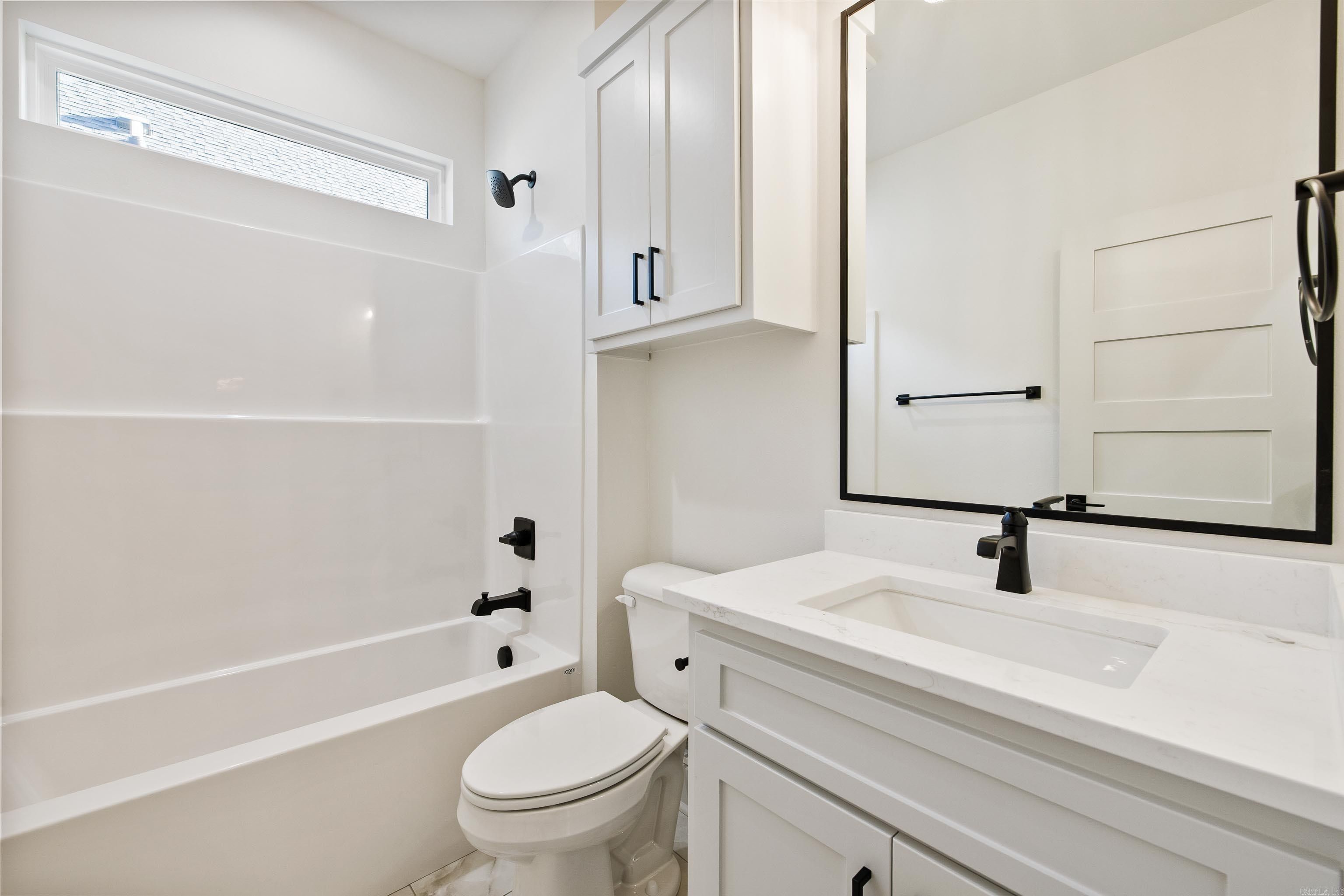 7130 Moonview Place. Alexander, AR 72002