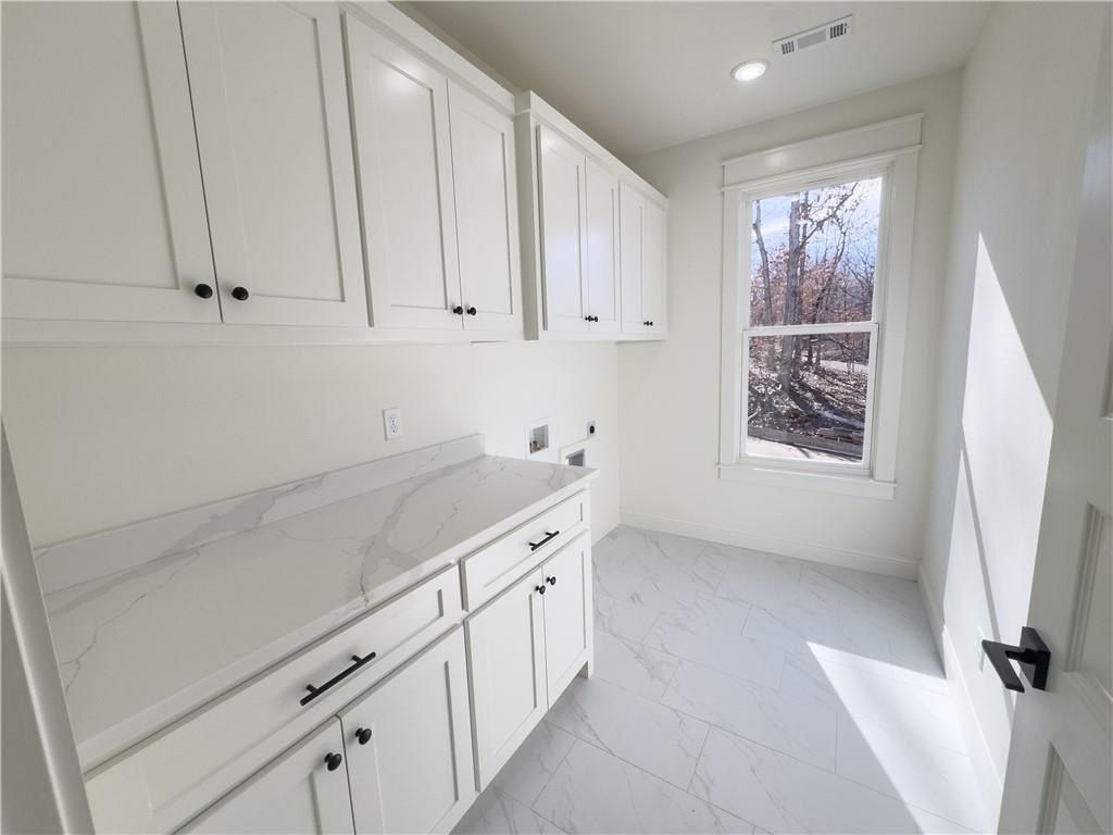 39 Selkirk  Dr. Bella Vista, AR 72715