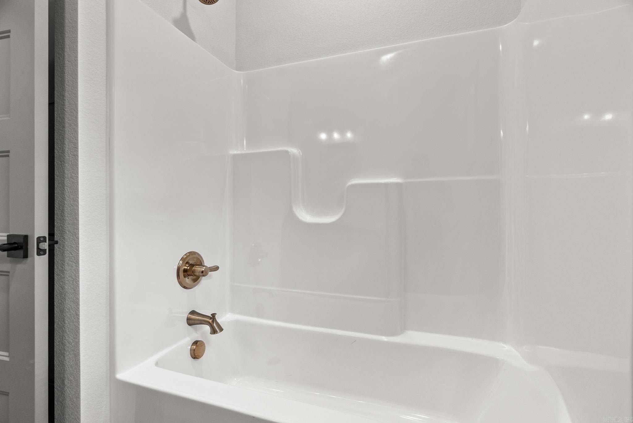 75 Turkey Roost Drive. Quitman, AR 72131